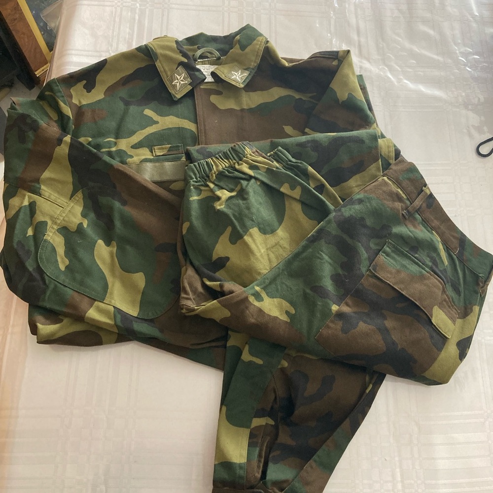 Camouflage suit